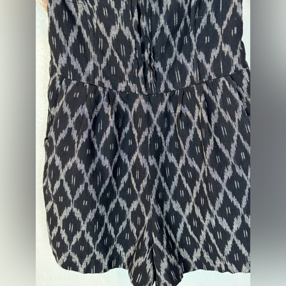 Anthropologie Staring at Stars Black Strapless Romper- Sz Small - Picture 5 of 11